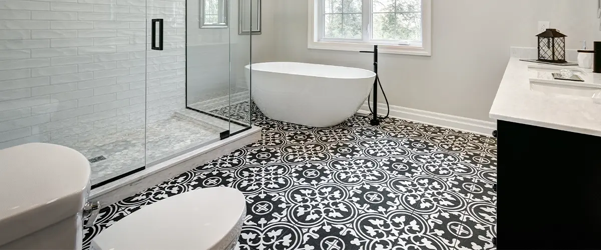 A bathroom renovation cost in Brampton with a nice porcelain tile flooring